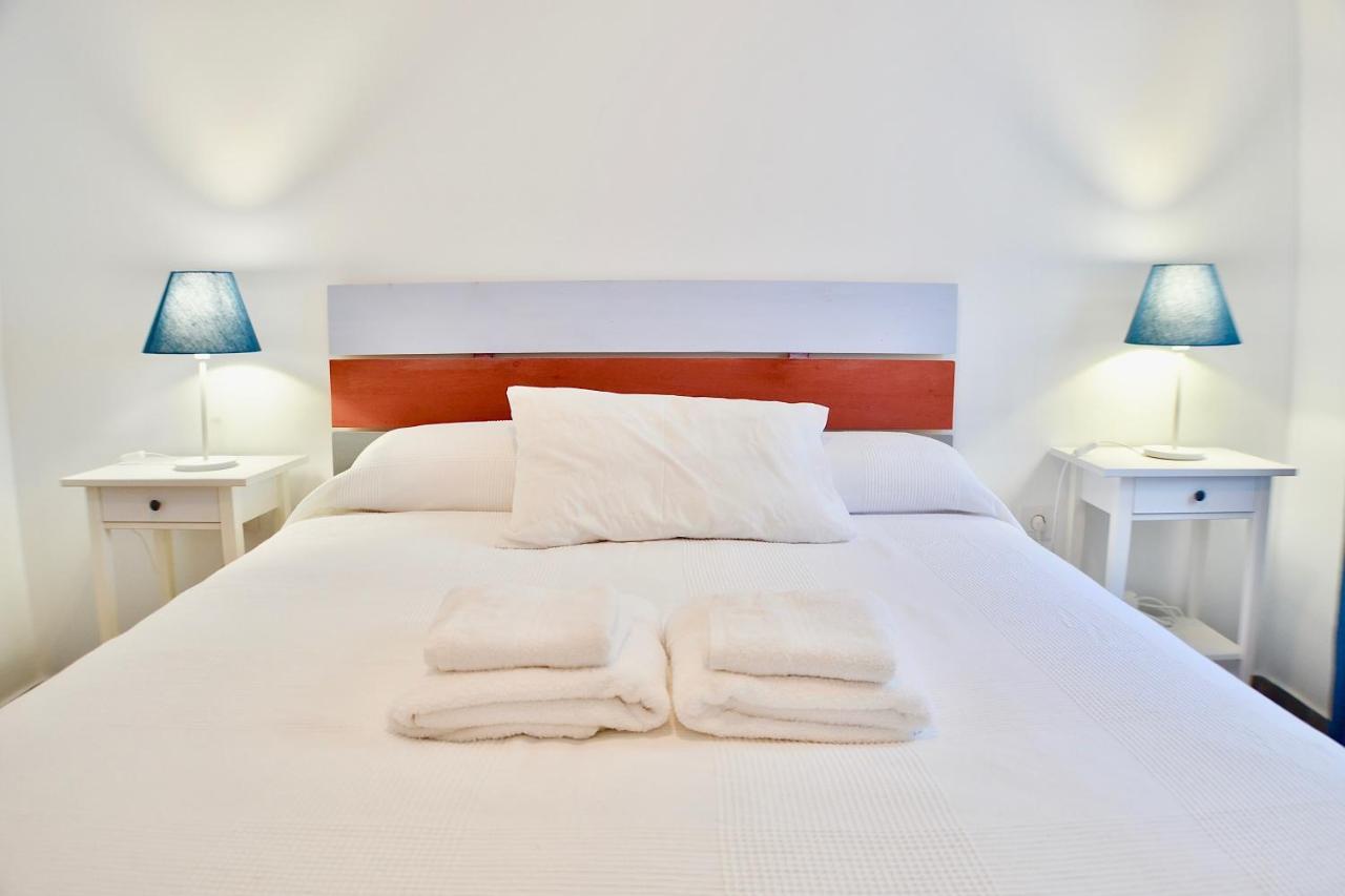 Acogedor Apt 8Pax 4Bdr 2Bth - Cozyhomesevilla1 Exteriör bild