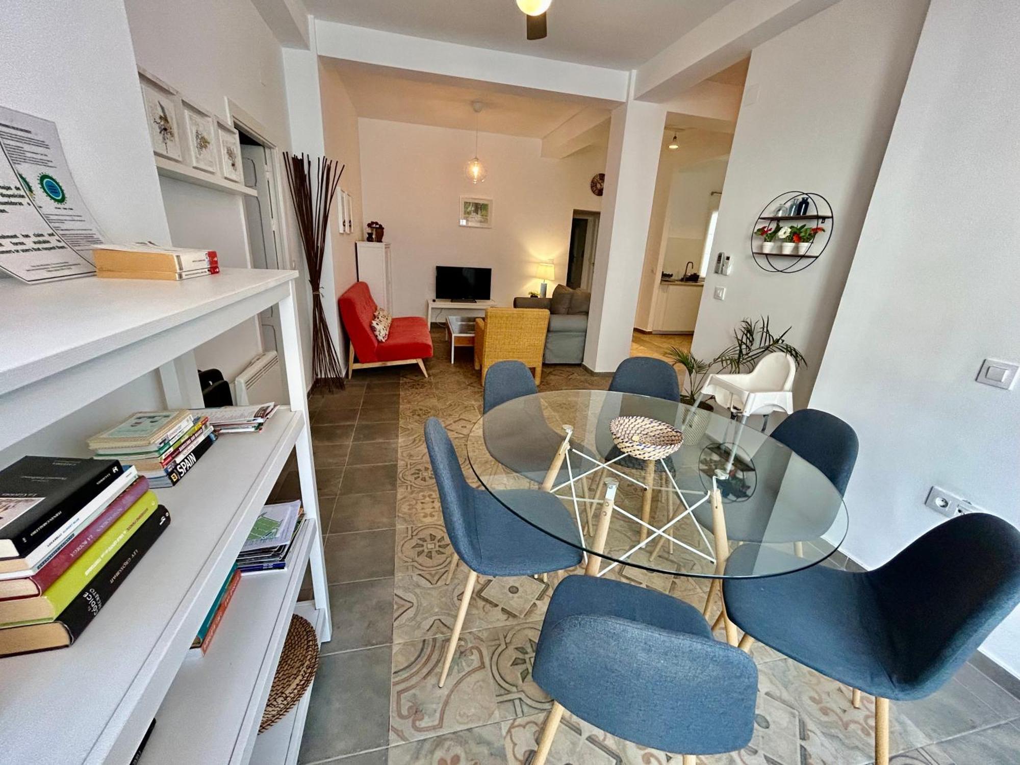 Acogedor Apt 8Pax 4Bdr 2Bth - Cozyhomesevilla1 Exteriör bild