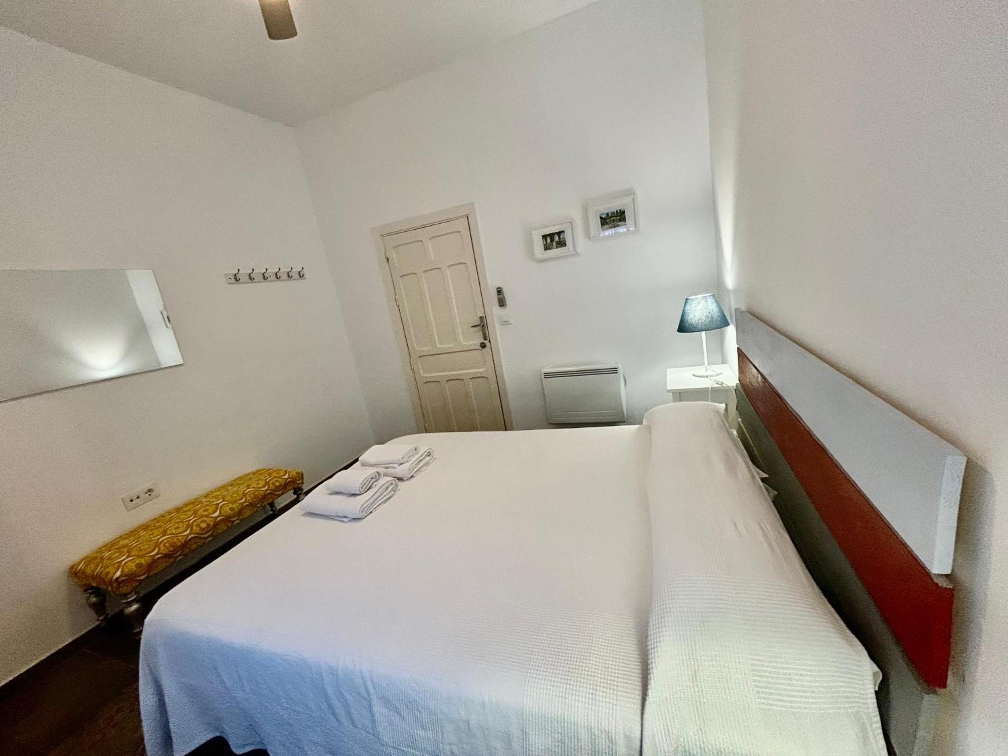 Acogedor Apt 8Pax 4Bdr 2Bth - Cozyhomesevilla1 Exteriör bild