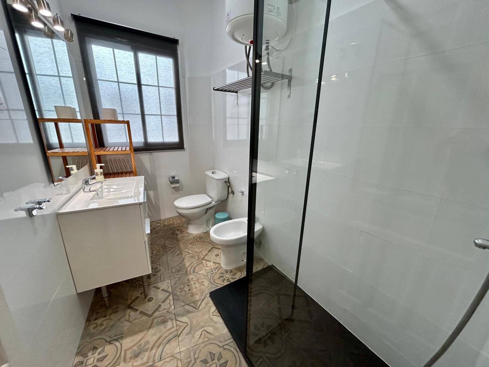 Acogedor Apt 8Pax 4Bdr 2Bth - Cozyhomesevilla1 Exteriör bild