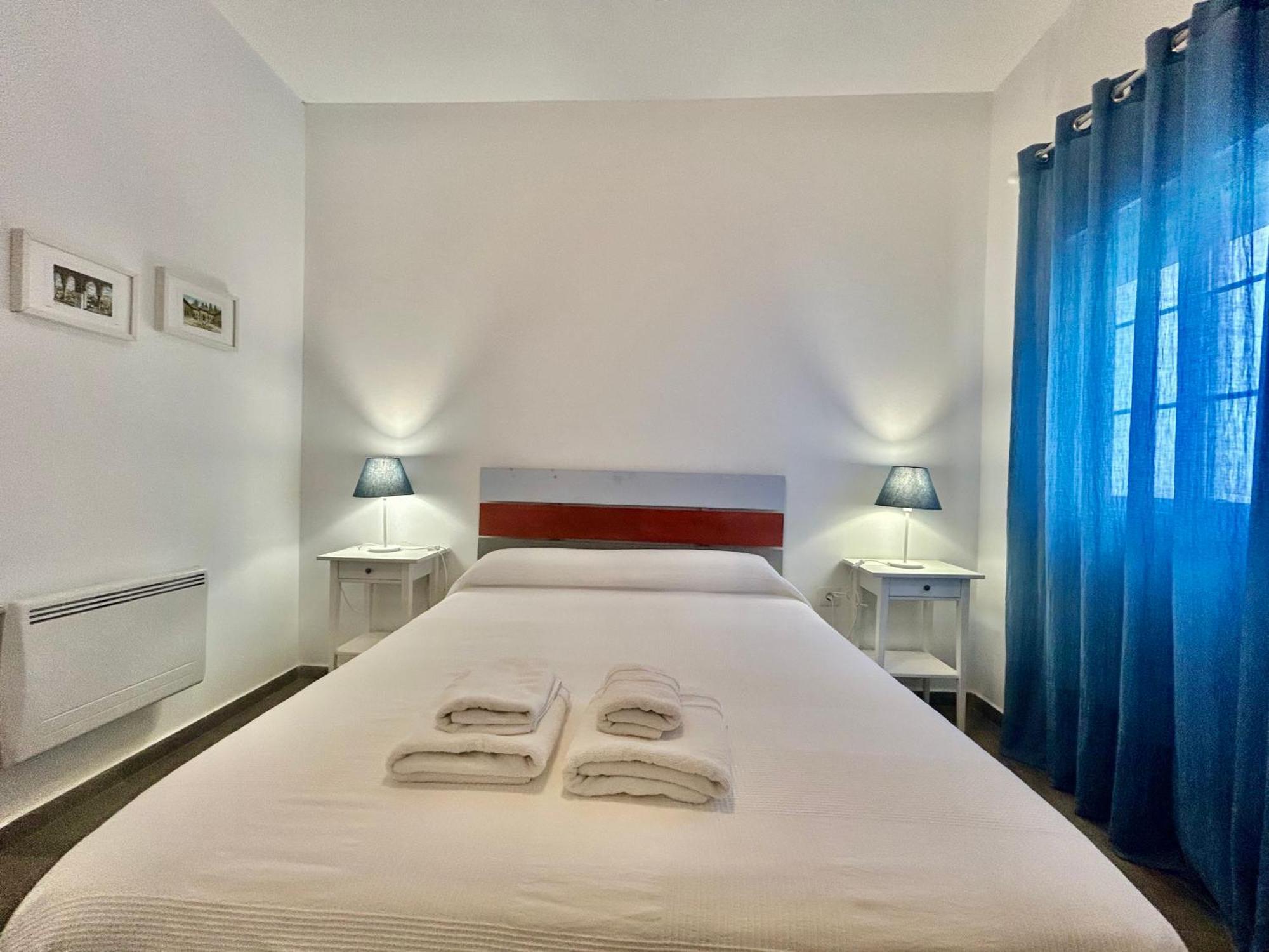 Acogedor Apt 8Pax 4Bdr 2Bth - Cozyhomesevilla1 Exteriör bild